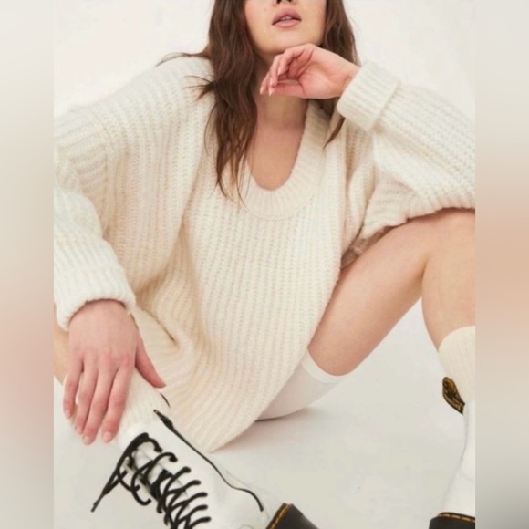 Free People Slouchy Oversized Scoop Neck Pullover Sweater XS - Picture 3 of 11